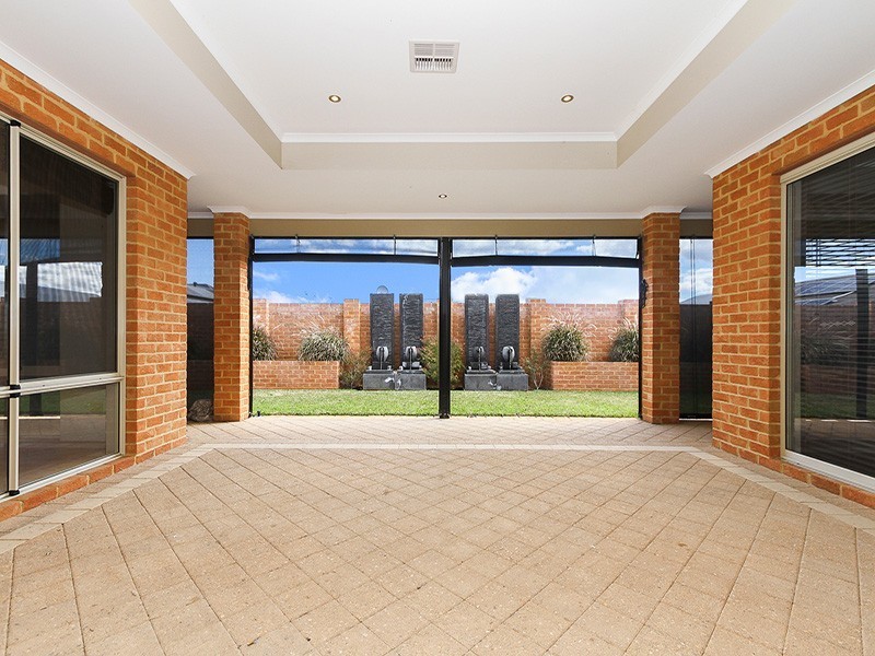 3 Seabird Bend, Jindalee WA 6036