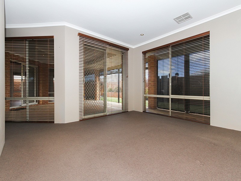 3 Seabird Bend, Jindalee WA 6036