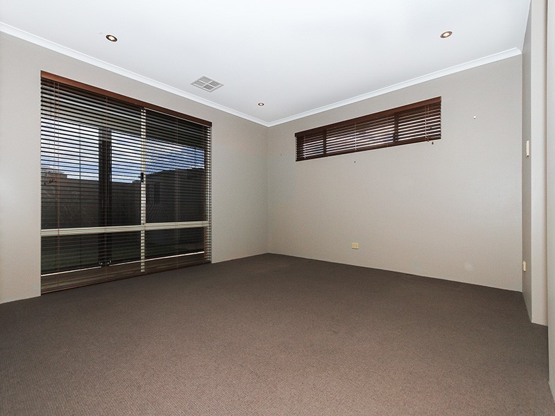 3 Seabird Bend, Jindalee WA 6036