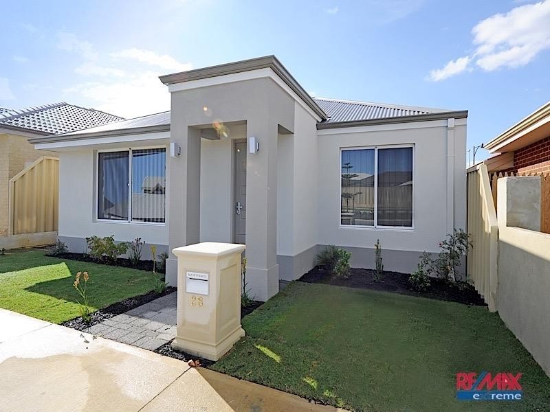 28 Exmouth Drive, Butler WA 6036