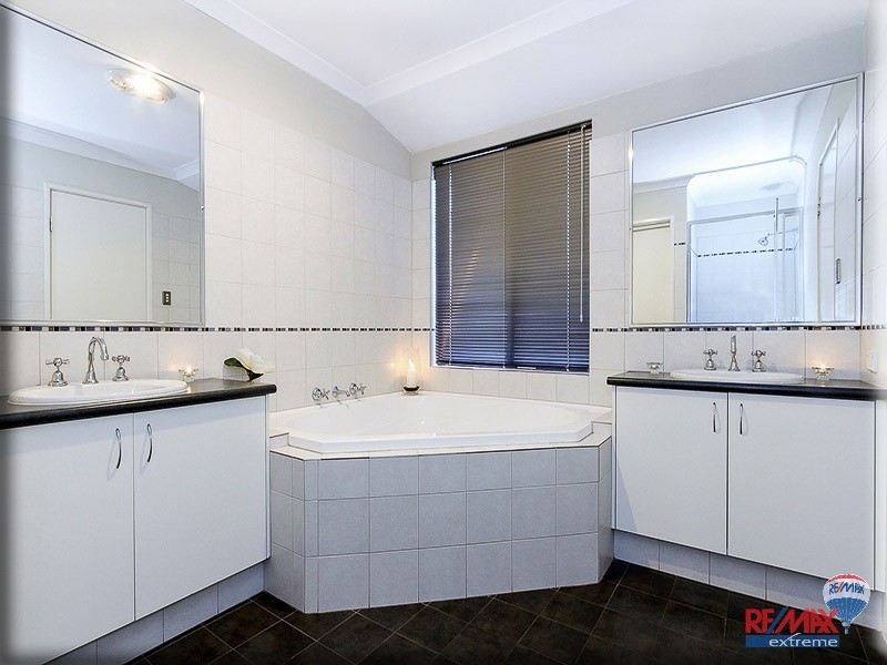 17 Swavesey Avenue, Butler WA 6036