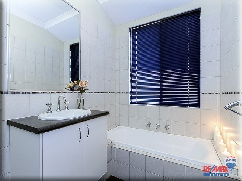 17 Swavesey Avenue, Butler WA 6036