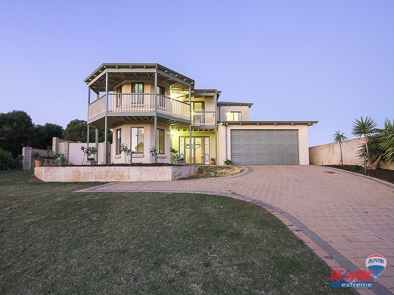 130 Lagoon Drive, Yanchep WA 6035