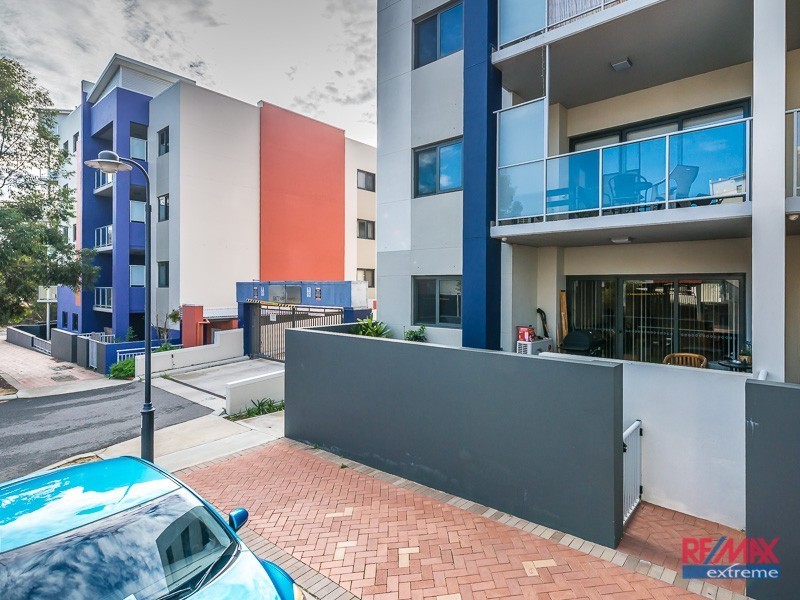 41/6 Walsh Loop, Joondalup WA 6027