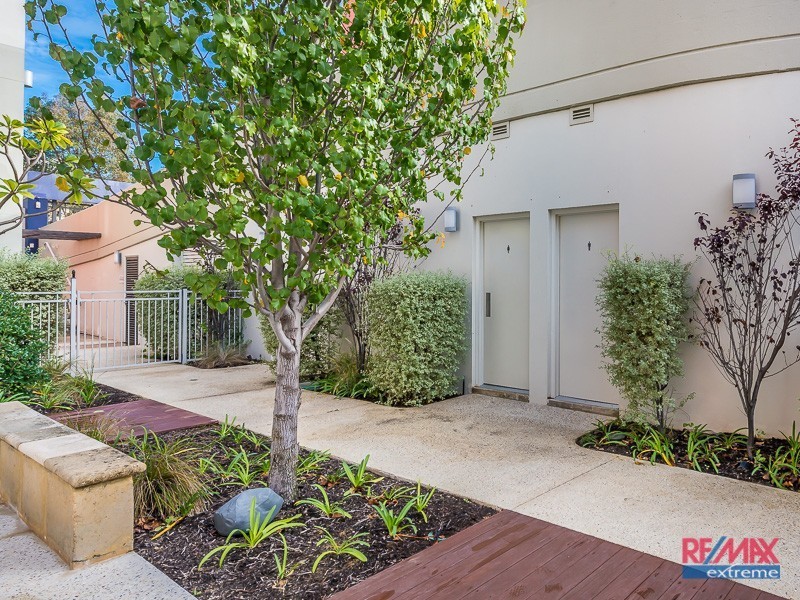 41/6 Walsh Loop, Joondalup WA 6027