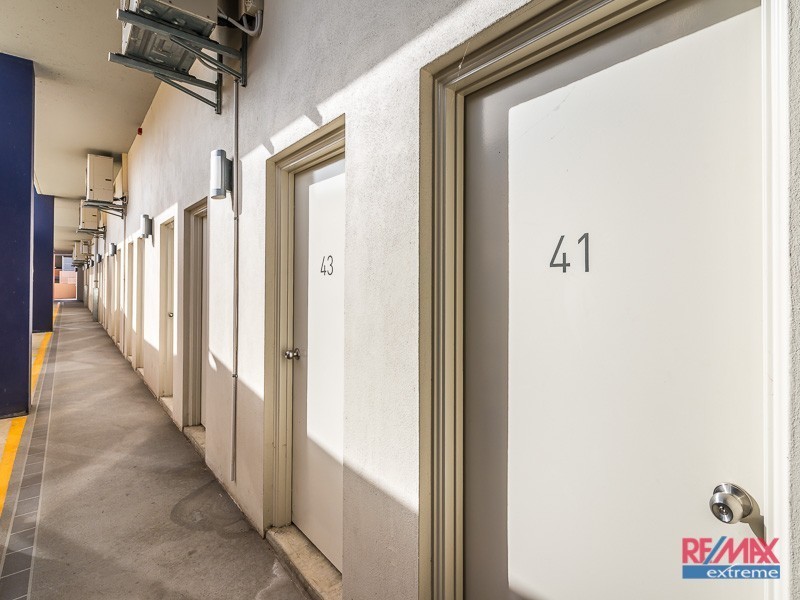 41/6 Walsh Loop, Joondalup WA 6027