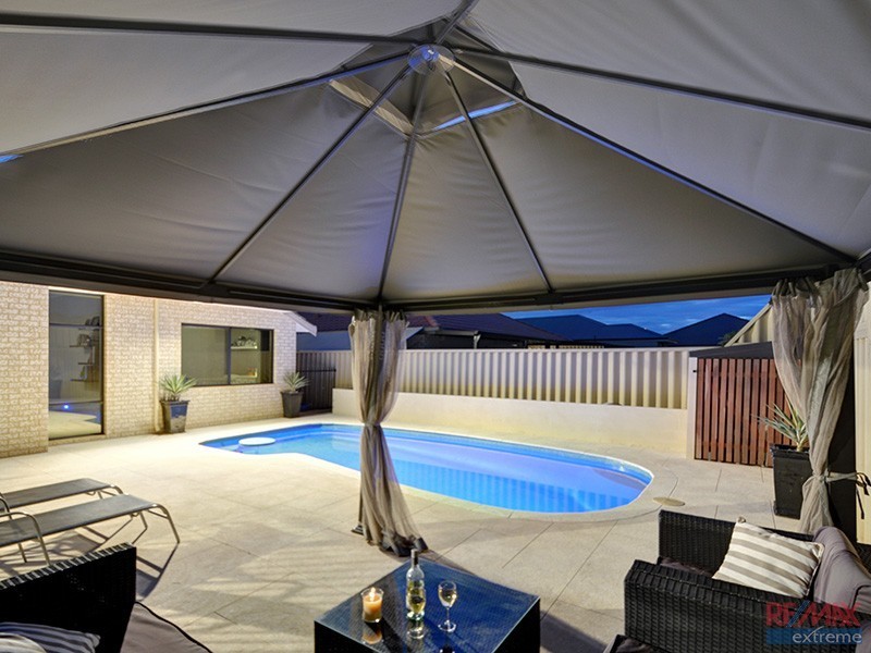 8 Panama Road, Butler WA 6036