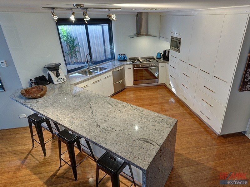 29 Gungurru Avenue, Hocking WA 6065