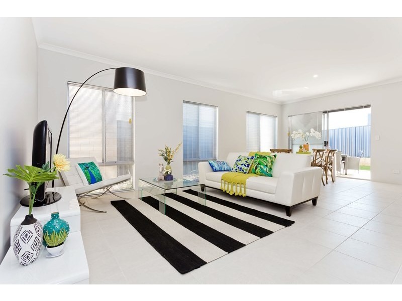 2/46 Goundrey Drive, Pearsall WA 6065