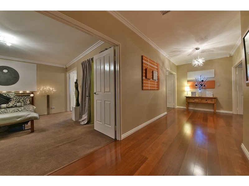 15 Coolidge Gardens, Tapping WA 6065