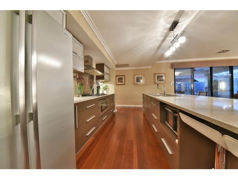 15 Coolidge Gardens, Tapping WA 6065