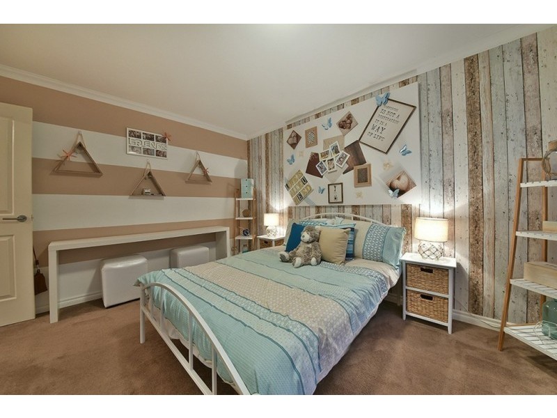 15 Coolidge Gardens, Tapping WA 6065