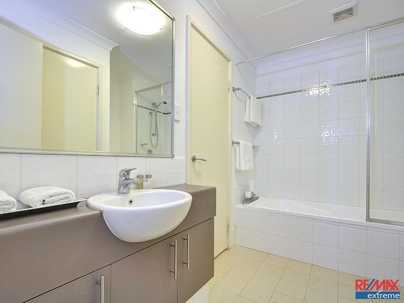 Unit 9 3 Spinebill Loop, Joondalup WA 6027