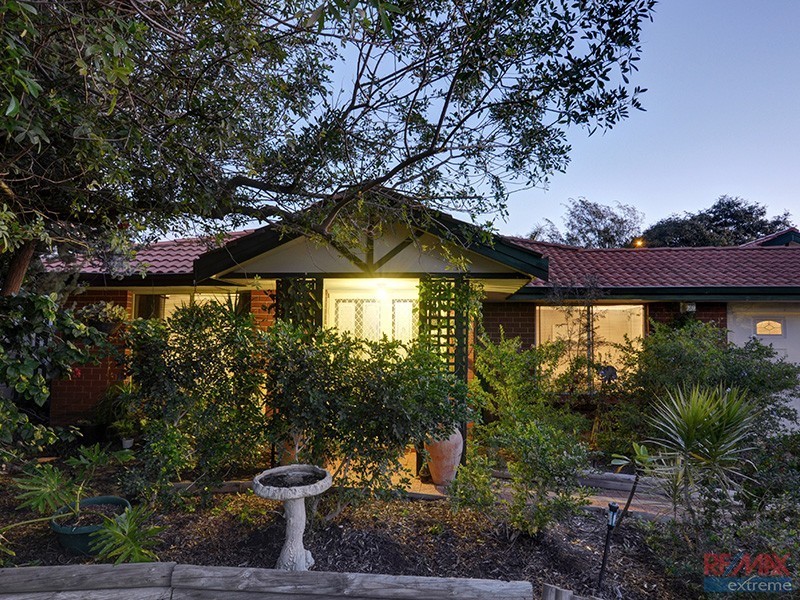 4 Rosneath Terrace, Kinross WA 6028