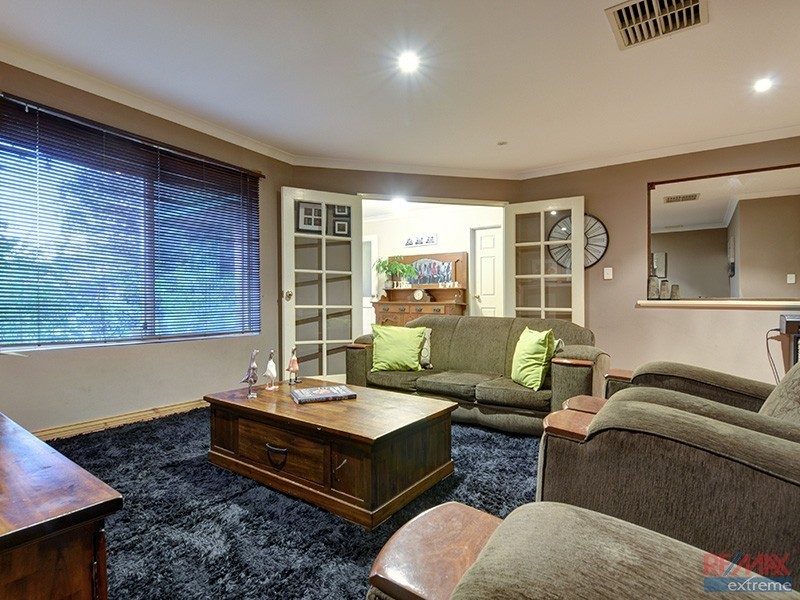 4 Rosneath Terrace, Kinross WA 6028