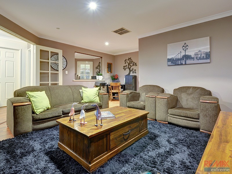 4 Rosneath Terrace, Kinross WA 6028