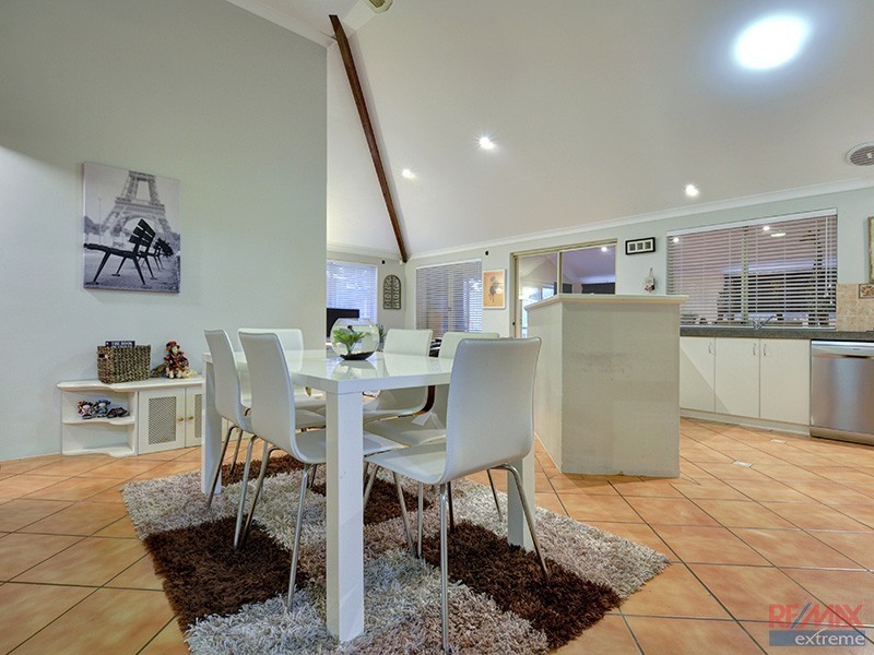 4 Rosneath Terrace, Kinross WA 6028