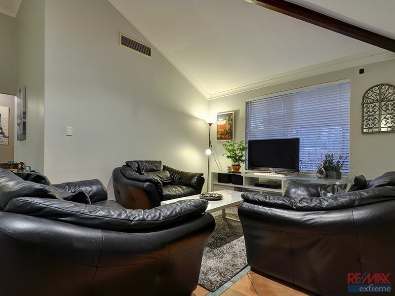 4 Rosneath Terrace, Kinross WA 6028