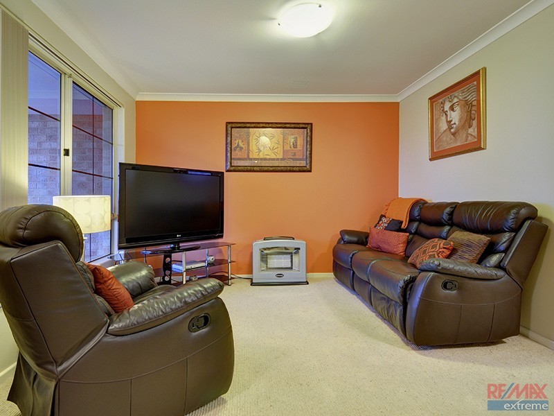 64 Archer Street, Pearsall WA 6065