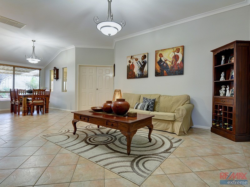 64 Archer Street, Pearsall WA 6065