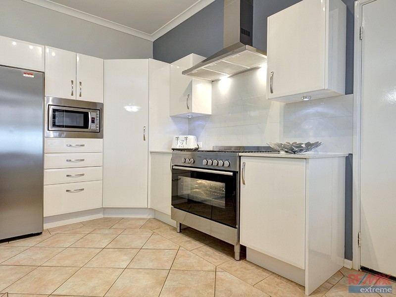 64 Archer Street, Pearsall WA 6065