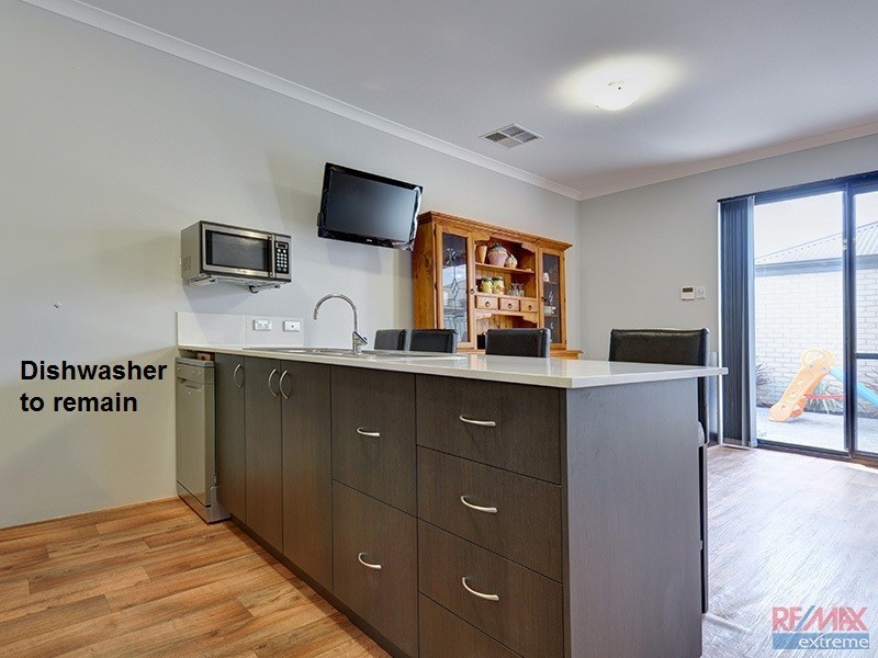 74 Bauer Circle, Banksia Grove WA 6031