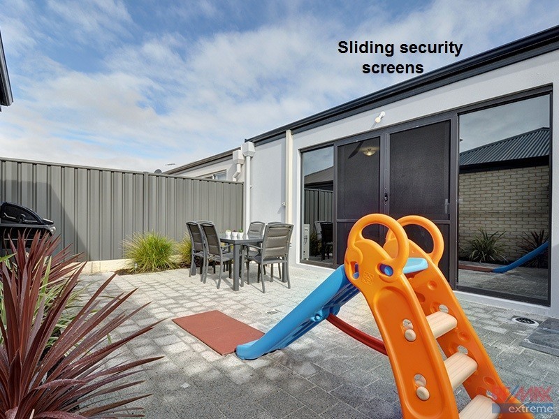 74 Bauer Circle, Banksia Grove WA 6031