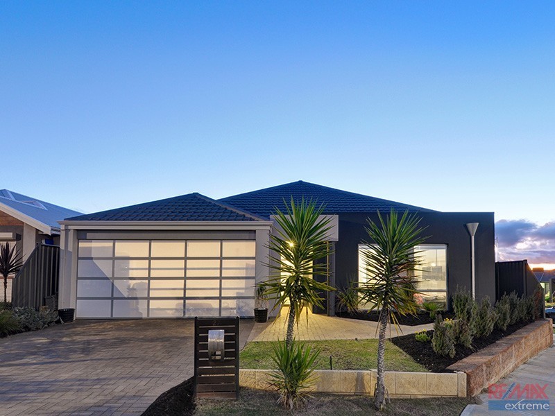 27 Serrata Road*, Banksia Grove WA 6031