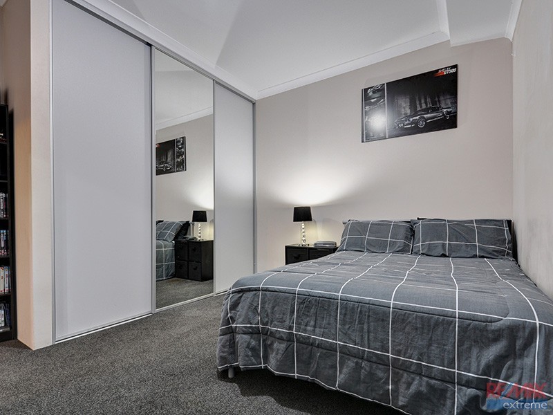 27 Serrata Road*, Banksia Grove WA 6031