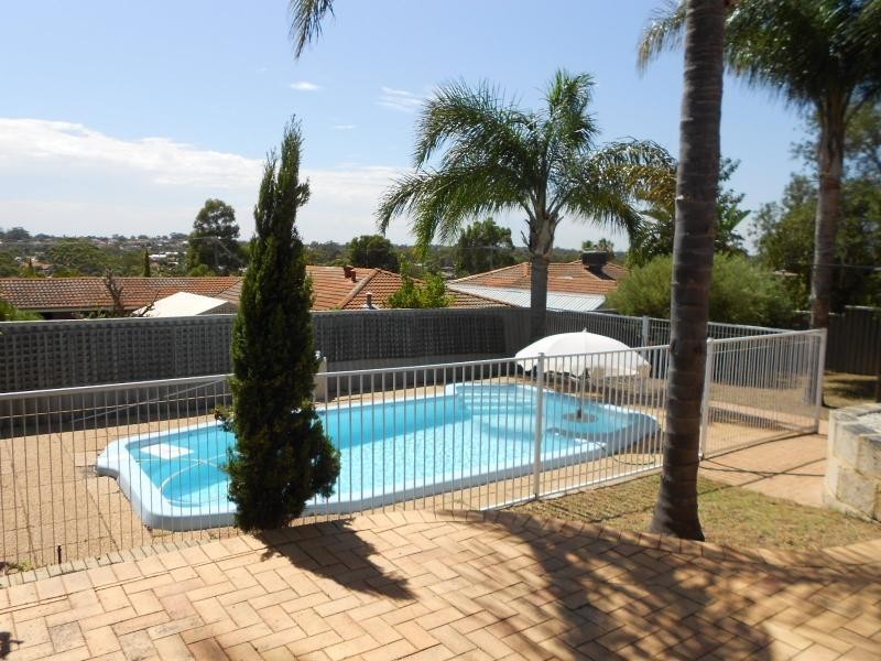 67 Sherington Road, Greenwood WA 6024