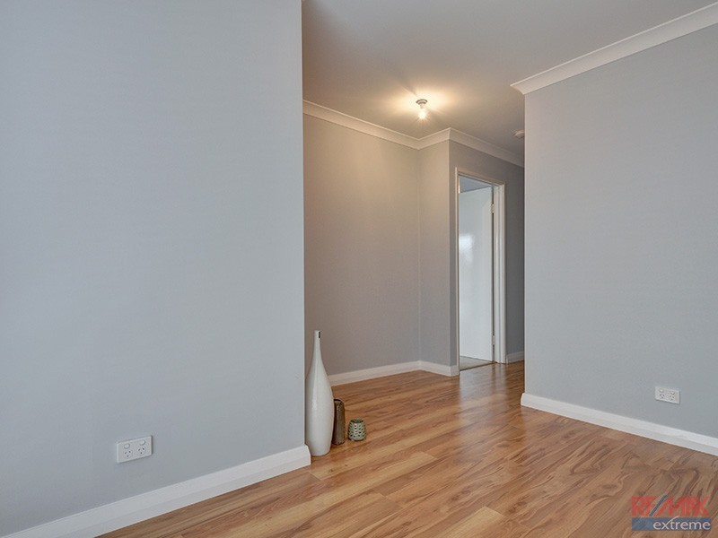 125 Joseph Banks Blvd, Banksia Grove WA 6031