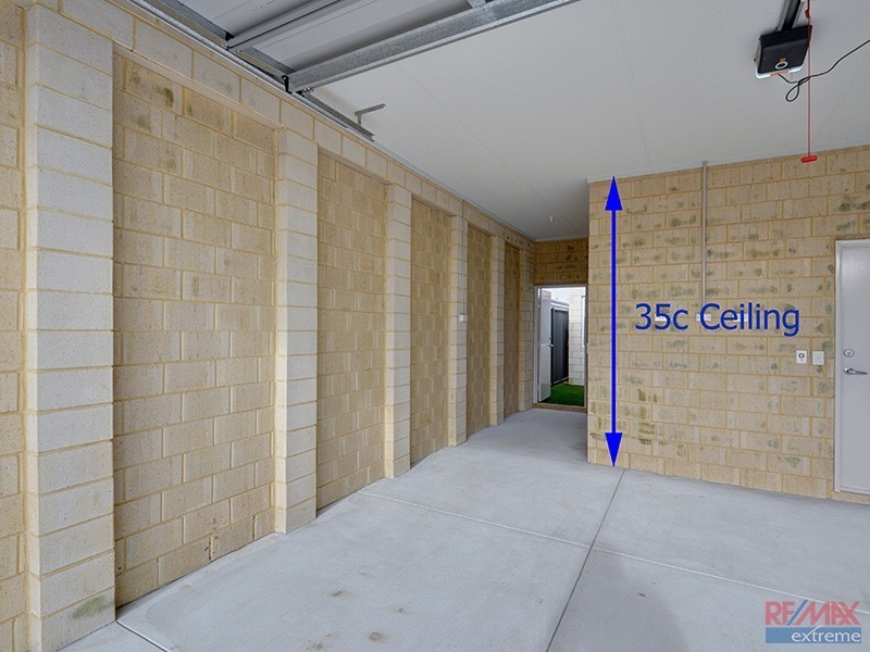 125 Joseph Banks Blvd, Banksia Grove WA 6031