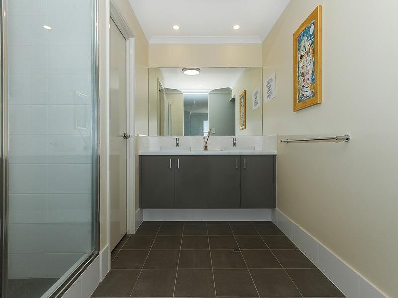 12 Cosmia Grove, Jindalee WA 6036