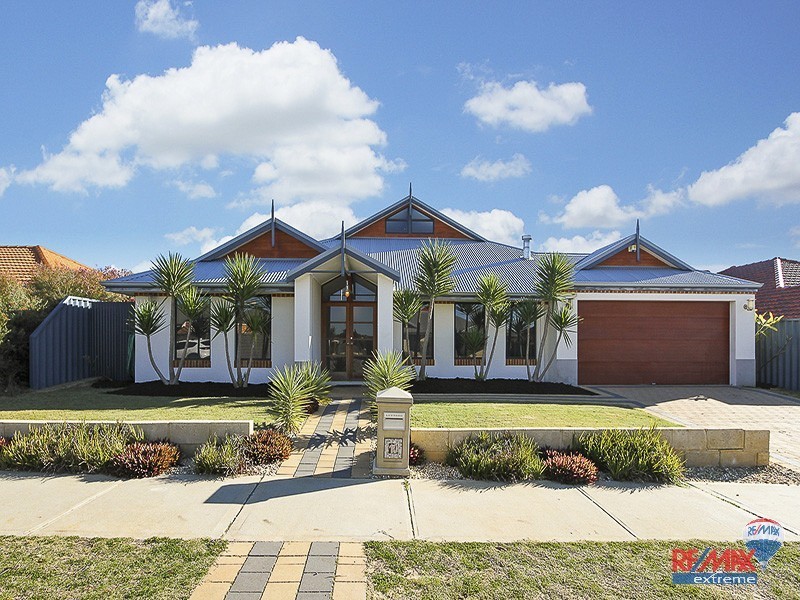 10 Worcester Loop, Butler WA 6036