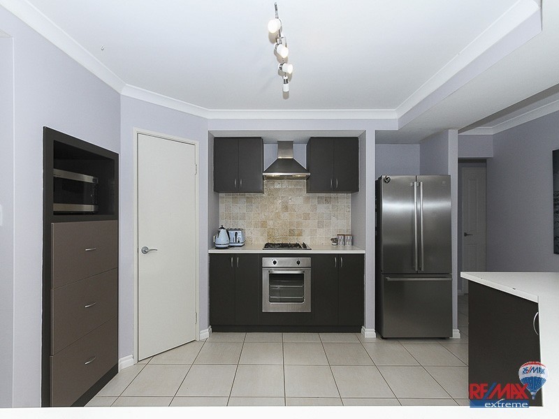 10 Worcester Loop, Butler WA 6036