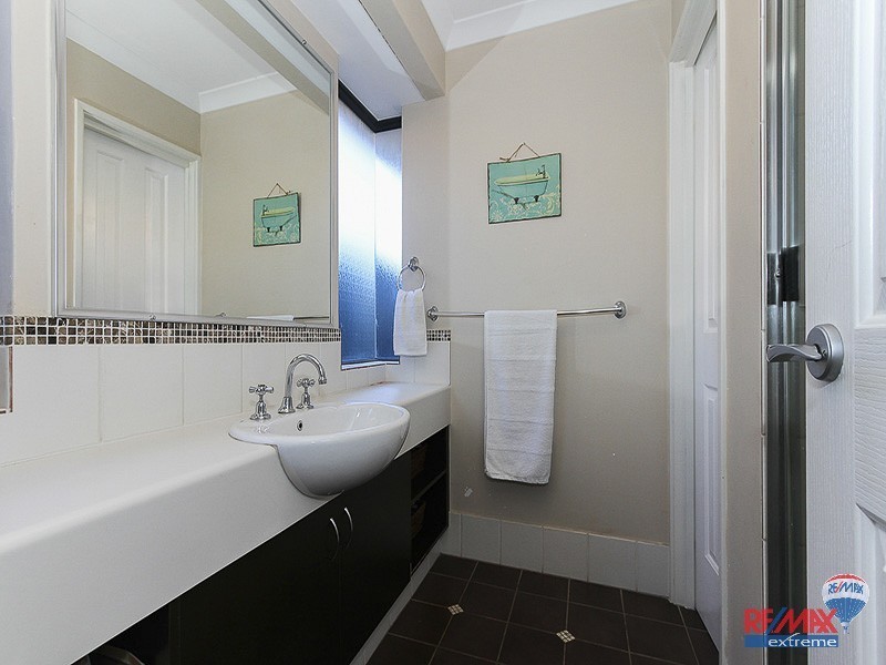 10 Worcester Loop, Butler WA 6036