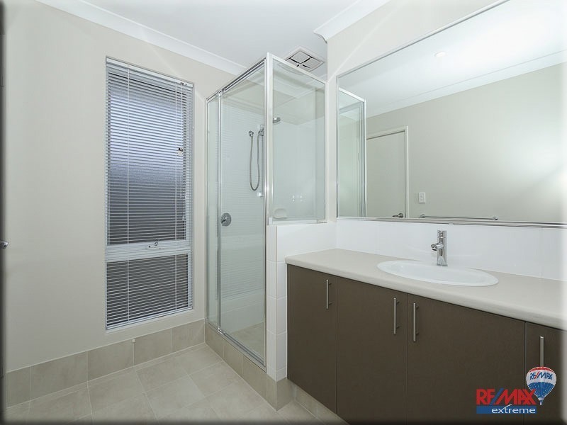 1/44 Leeway Loop, Alkimos WA 6038