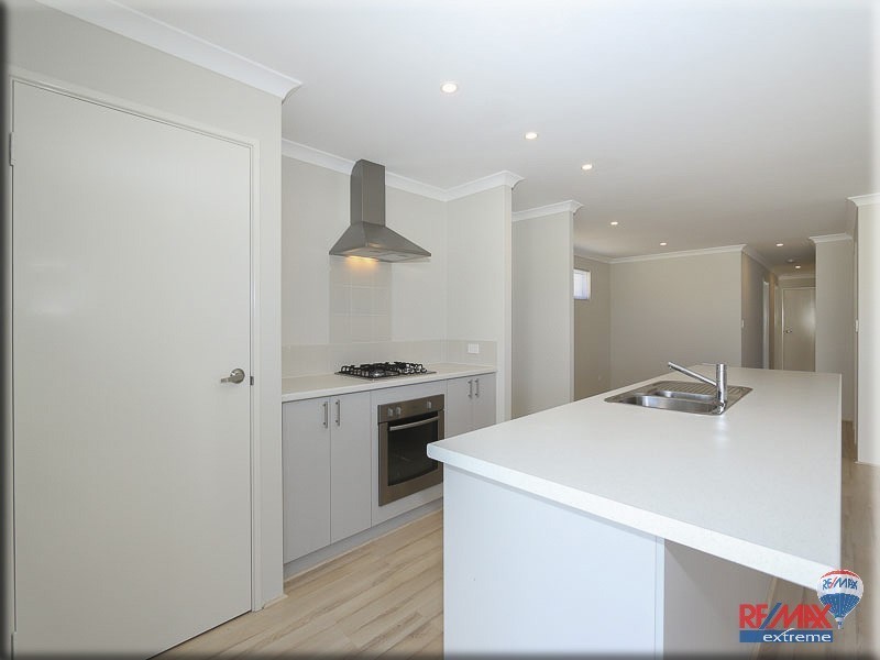 1/44 Leeway Loop, Alkimos WA 6038