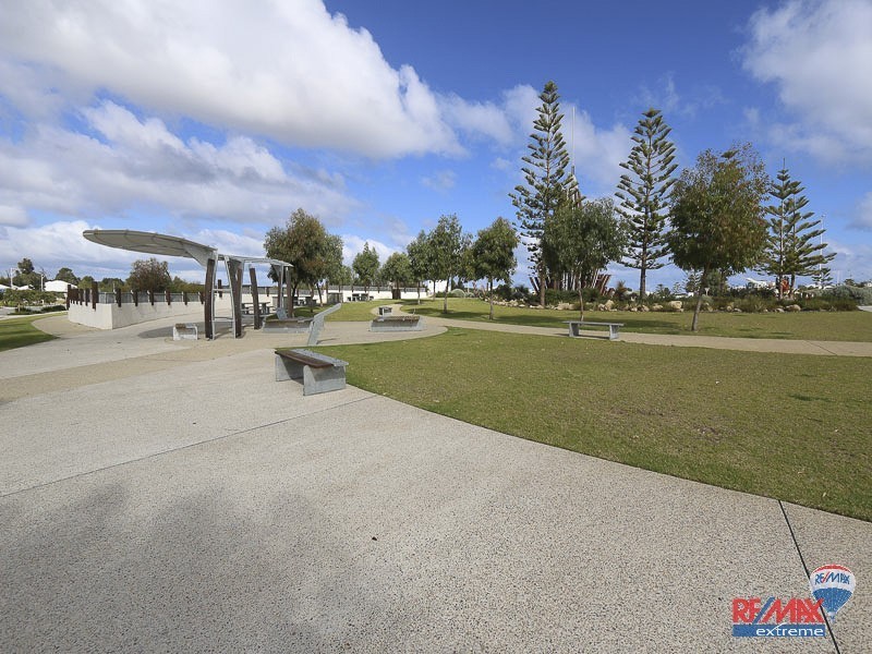 1/44 Leeway Loop, Alkimos WA 6038