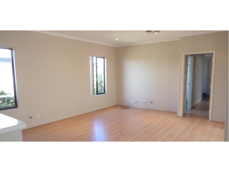 11 Panama Road, Butler WA 6036