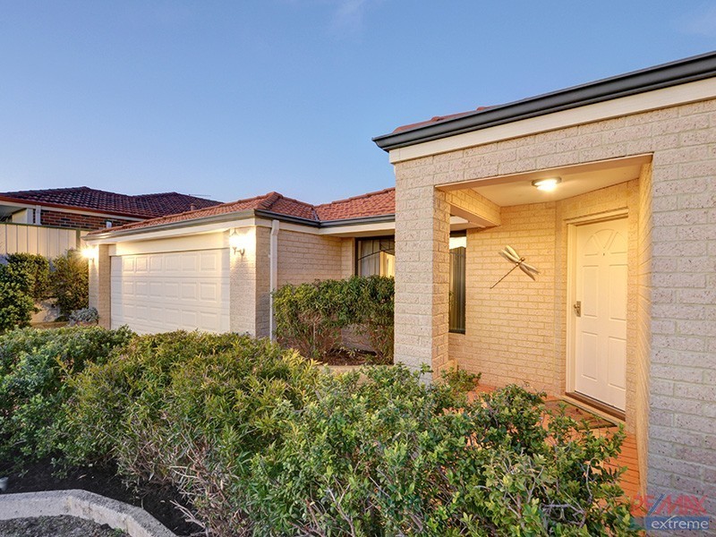 4 Rosedale Vista, Hocking WA 6065