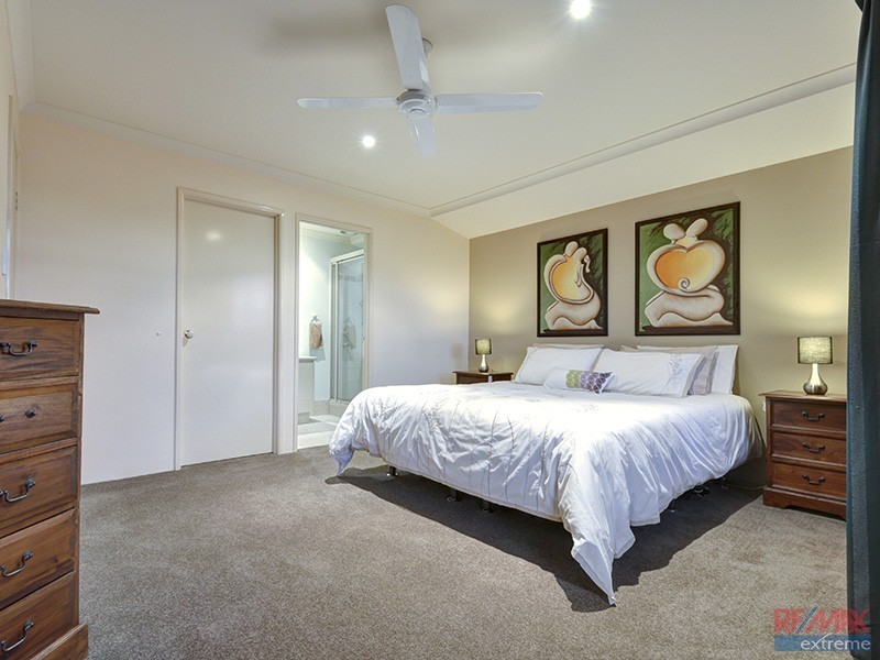 4 Rosedale Vista, Hocking WA 6065