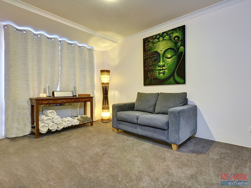 4 Rosedale Vista, Hocking WA 6065