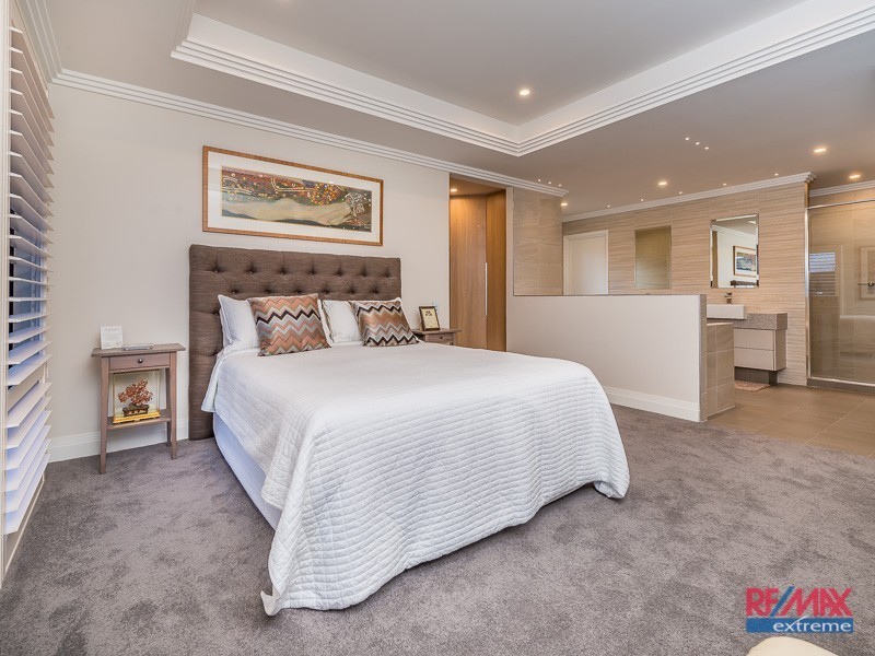 64 Raeside Drive, Landsdale WA 6065