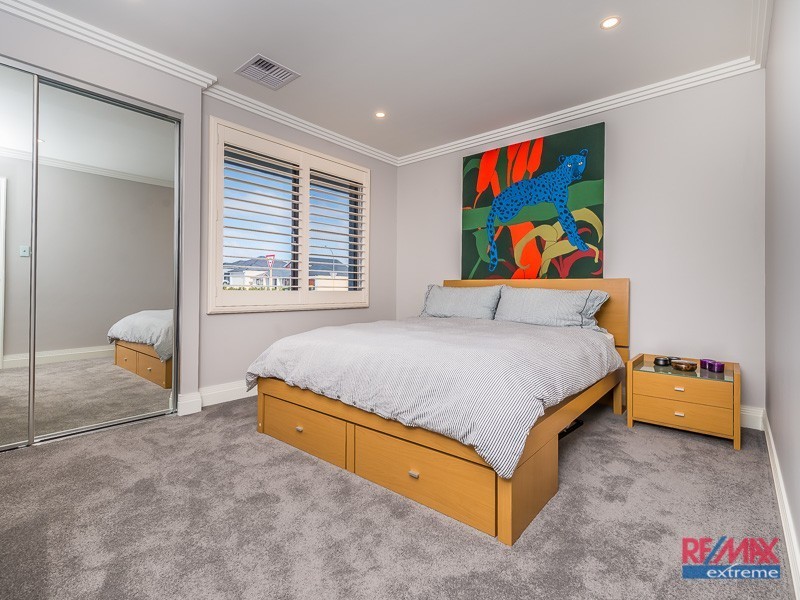 64 Raeside Drive, Landsdale WA 6065