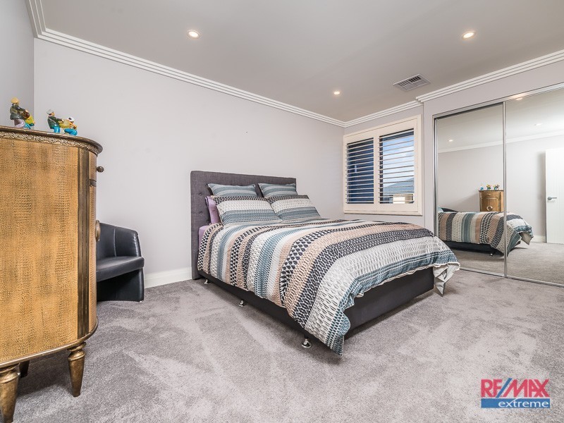 64 Raeside Drive, Landsdale WA 6065