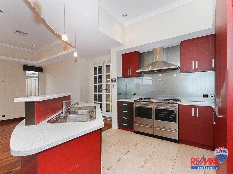 7 McClements Drive, Yanchep WA 6035