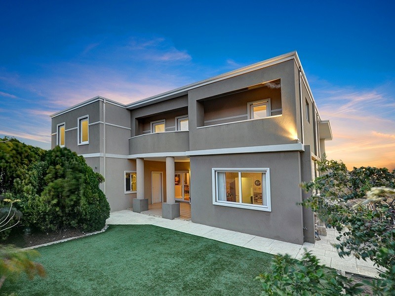 15 Halfpenny Chase, Iluka WA 6028