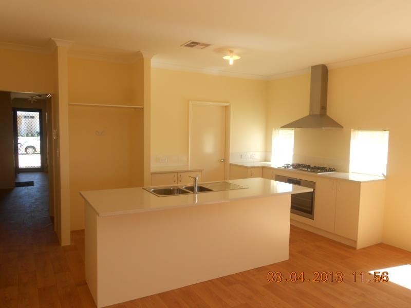 24 Benfleet Drive, Butler WA 6036