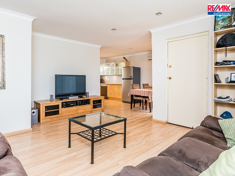 17 Flotilla Drive, Heathridge WA 6027